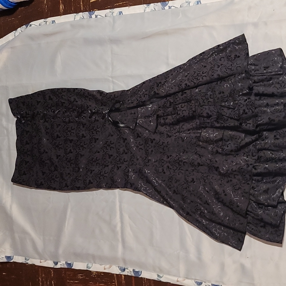 SOLD Chicstar Gothic Black Damask Mermaid Skirt 40 - Picture 2 of 3